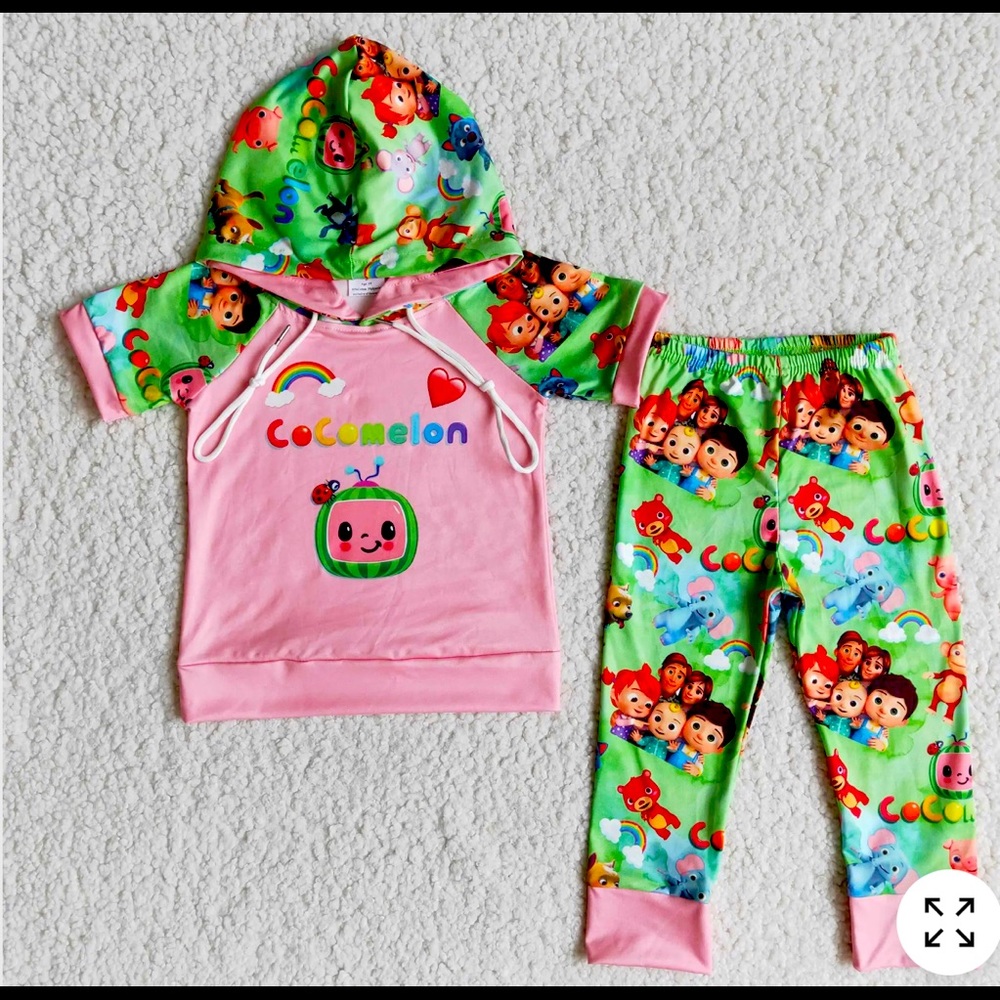 Kids clothing - Picture 1 of 1